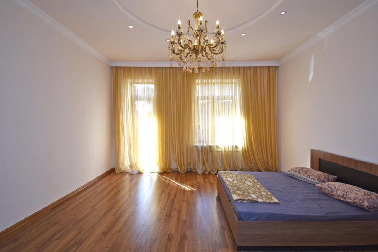 Tumanyan Street 3 Bedroom Deluxe Apartment With Large Balcony Tm662 Jerevan Eksteriør bilde