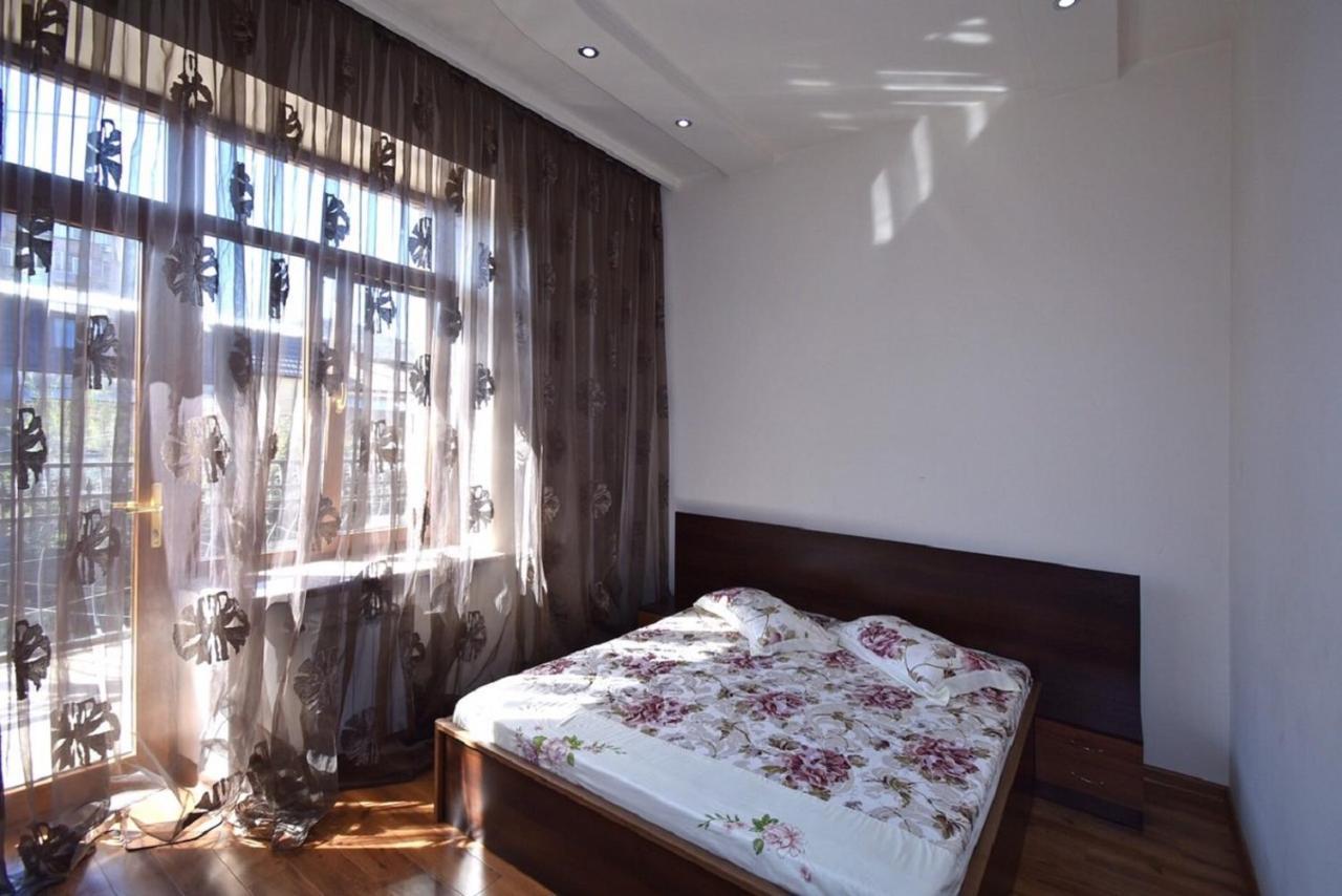 Tumanyan Street 3 Bedroom Deluxe Apartment With Large Balcony Tm662 Jerevan Eksteriør bilde