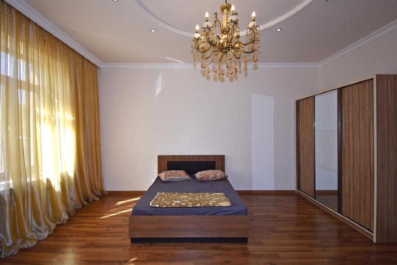 Tumanyan Street 3 Bedroom Deluxe Apartment With Large Balcony Tm662 Jerevan Eksteriør bilde