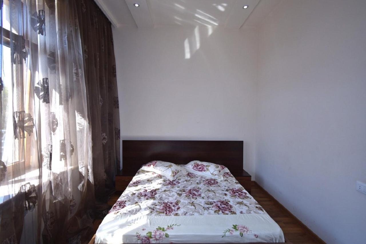 Tumanyan Street 3 Bedroom Deluxe Apartment With Large Balcony Tm662 Jerevan Eksteriør bilde