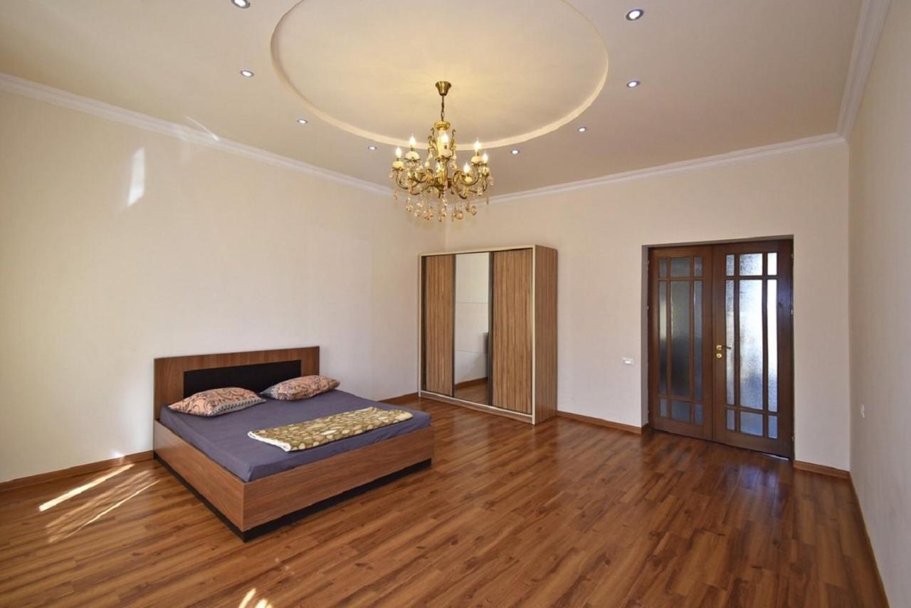 Tumanyan Street 3 Bedroom Deluxe Apartment With Large Balcony Tm662 Jerevan Eksteriør bilde